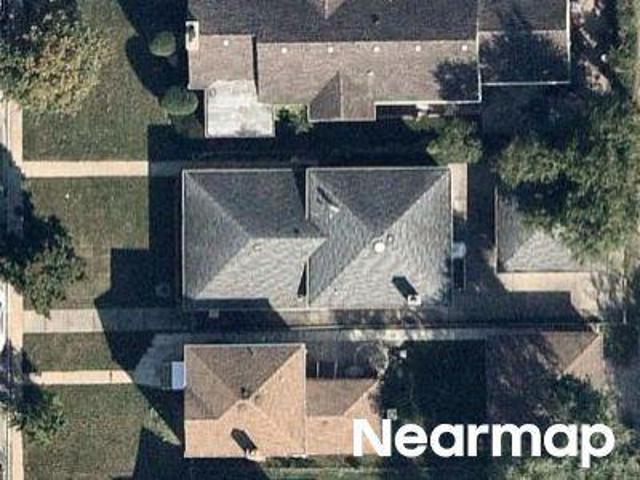 House for sale in Lincolnwood, Illinois