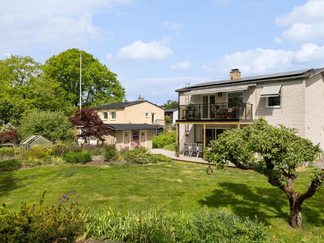 Villa till salu i Vantör, Stockholm