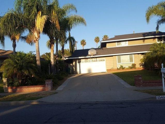 Room for rent in Canoga Park, California