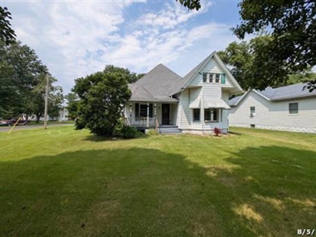 House for sale in Staunton, Macoupin County