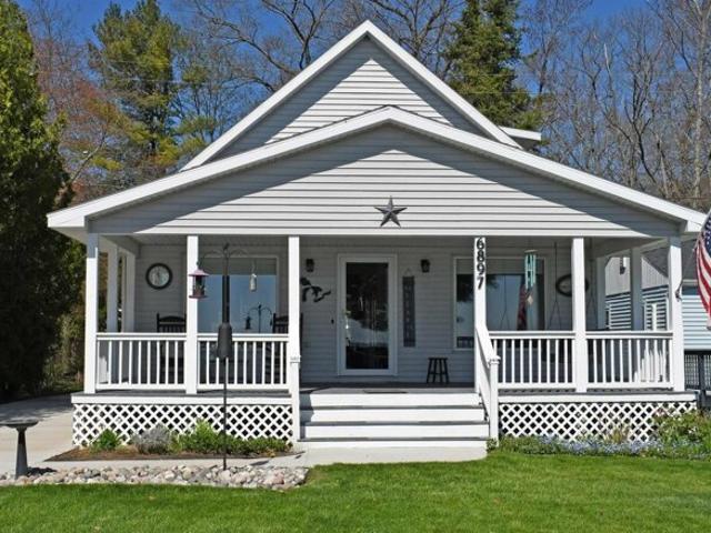House for sale in Oscoda, Michigan