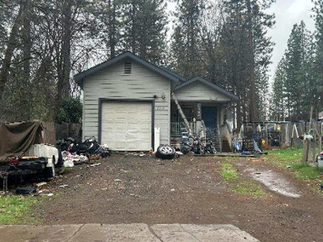 House for sale in Shasta, California
