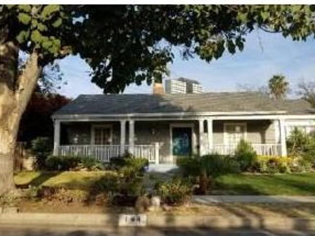 House for sale in Burbank