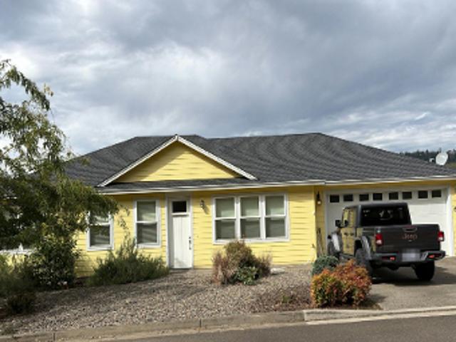 House for sale in Oregonia