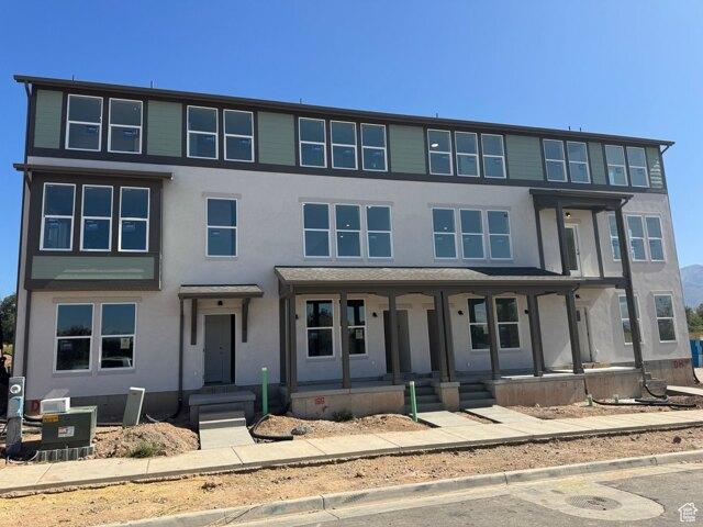 House for sale in Layton, Utah