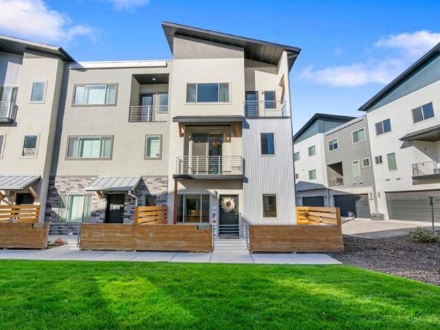 House for sale in Layton, Utah