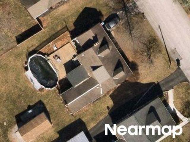 House for sale in Spring Grove