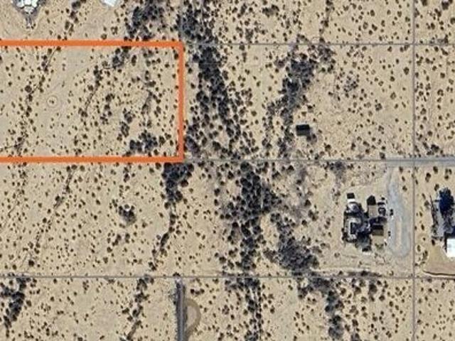 Land for sale in Aguila, Arizona