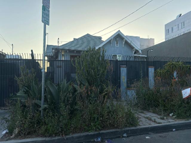 House for sale in Canoga Park, California