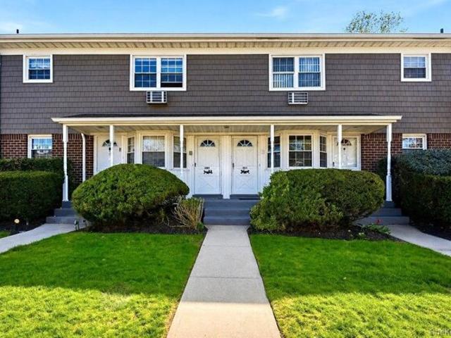 Property for sale in Bohemia, New York