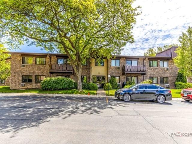 Condo for sale in Arlington Heights Condo for sale in Arlington Heights