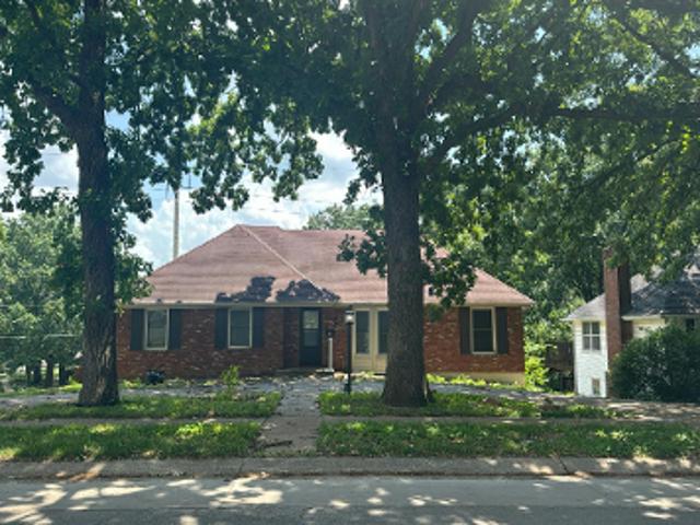 House for sale in Gladstone, Missouri