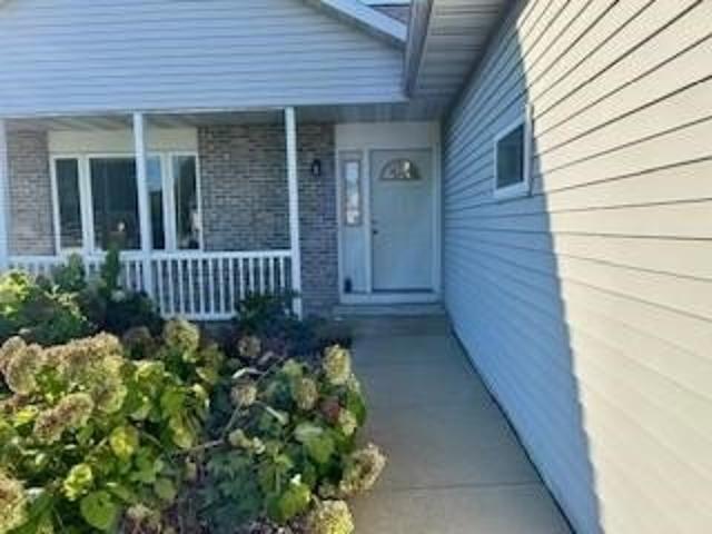 House for sale in Oregon, Wisconsin