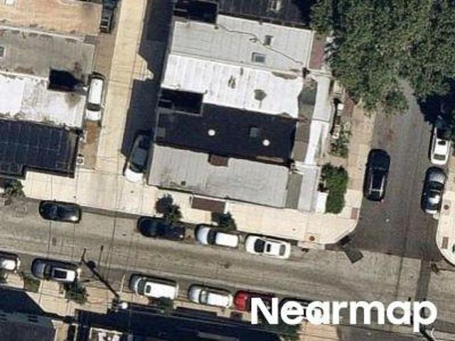Townhouse for sale in Francisville, Philadelphia