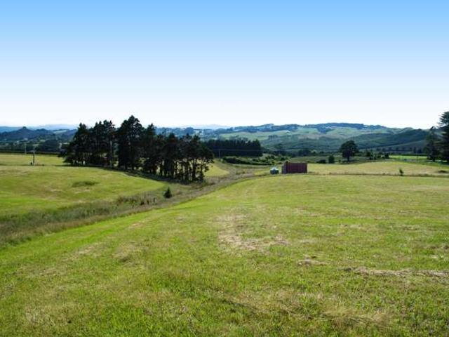 Property for sale in Bombay, Auckland