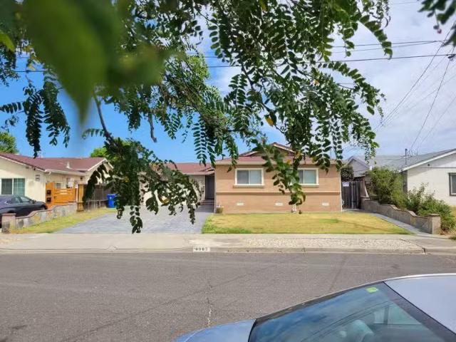 House for rent in Fremont