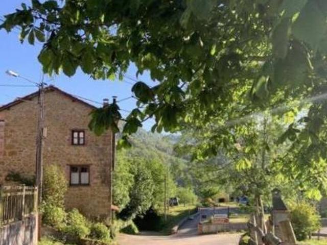 Casa en alquiler en Nava