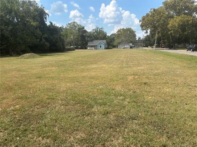 Land for sale in Columbus, Texas
