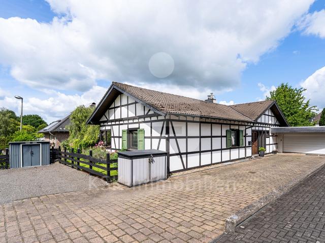 Villa kaufen in Lindlar, Nordrhein-Westfalen