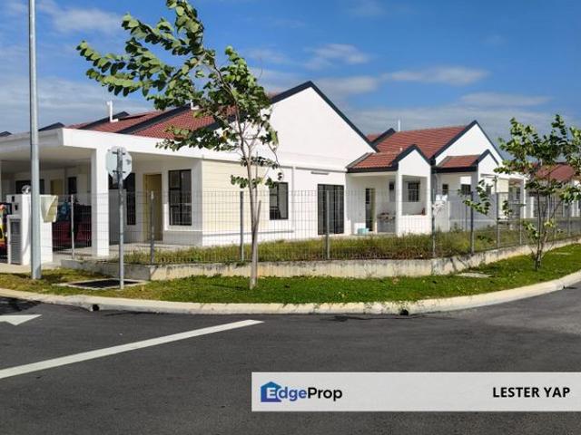 House for rent in Sendayan Village, Negeri Sembilan