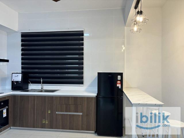 Room for rent in Petaling, Alam Impian