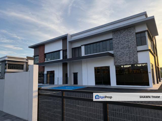Shop for rent in Kajang, Langat