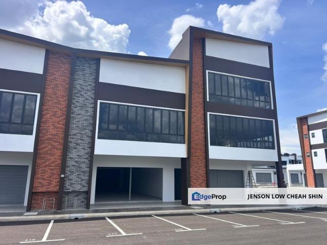 Shop for rent in Kajang, Langat