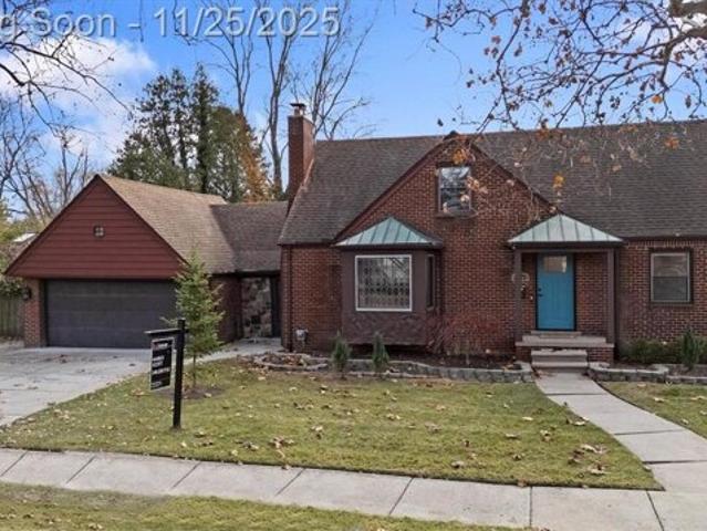 House for sale in Huntington Woods, Michigan