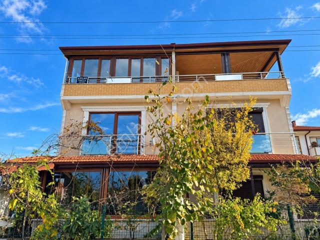 Yeni Mahalle, Karasu içerisinde satılık Villa