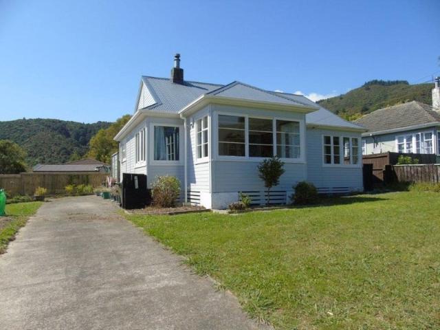 House for rent in Days Bay, Wellington