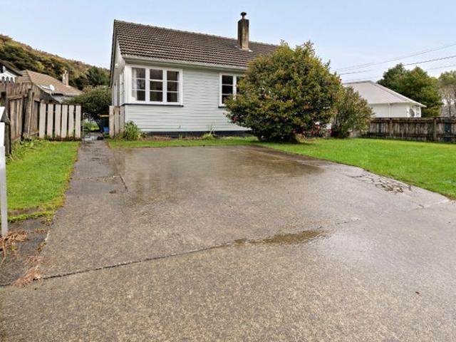 House for rent in Days Bay, Wellington