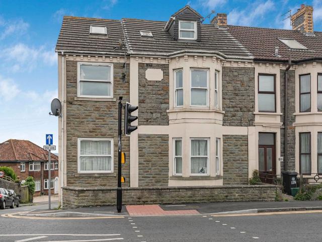 Apartment for rent in St George, Bristol