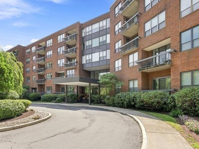 Condo for sale in Auburndale, Massachusetts