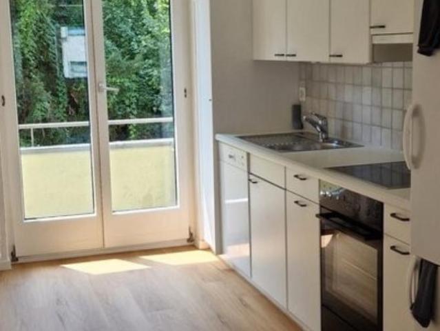 Apartment mieten in Einigen, Zürich