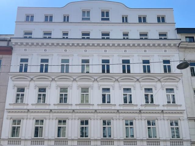 Dachgeschosswohnung kaufen in Wien
