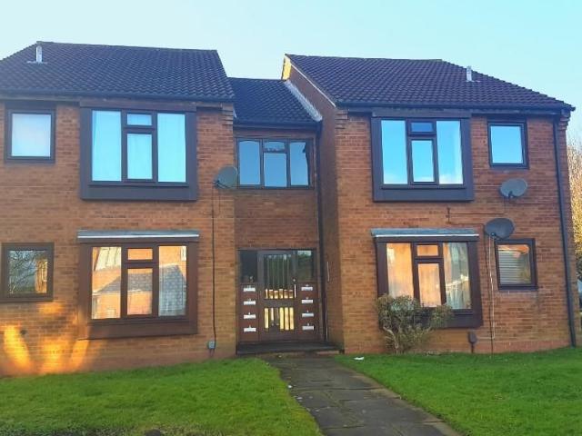Studio for rent in Woodgate, West Midlands