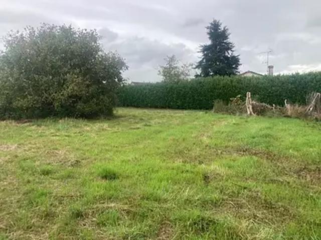 Terrain vente à Châtellerault, Naintré