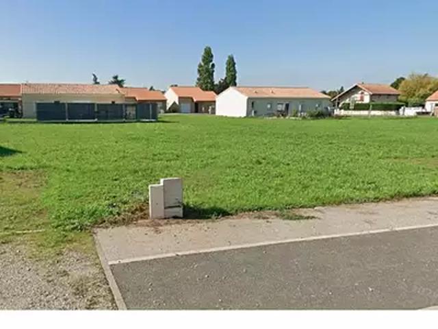 Terrain vente à Châtellerault, Naintré