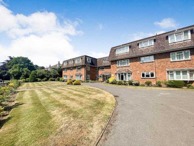 Apartment for rent in Talbot Village, Bournemouth
