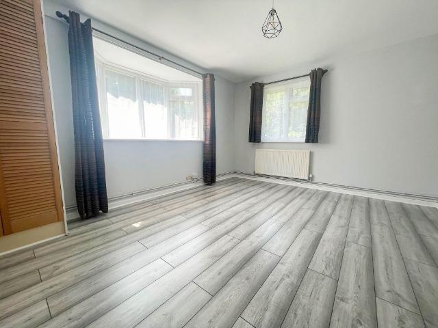 Studio for rent in Talbot Village, Bournemouth