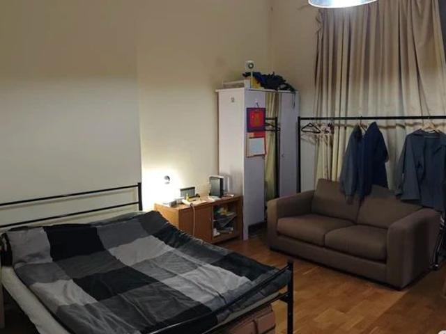 Studio for rent in Brompton, Greater London
