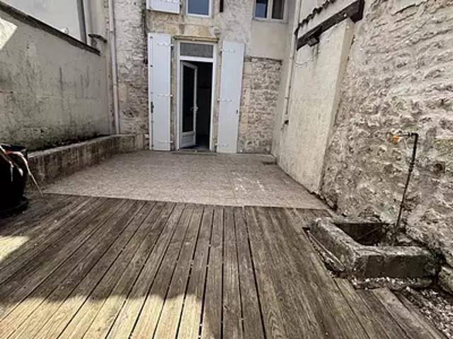 Maison vente à Saintes, Nancras
