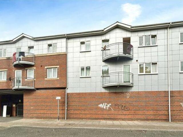 House for sale in Spring Vale, Hampshire