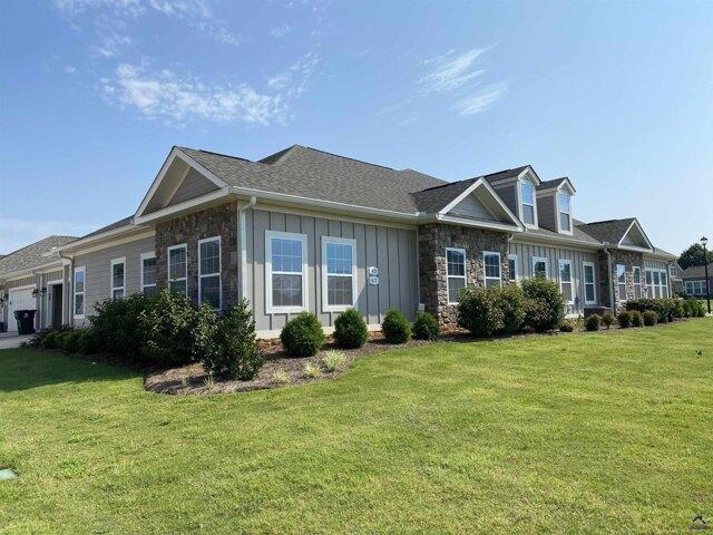 House for sale in Kathleen, Georgia