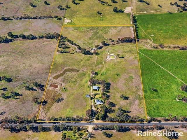 Cottage for sale in Bathurst, New South Wales