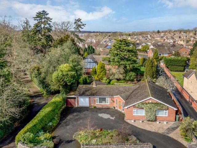 House for sale in Elmfield, Leicestershire