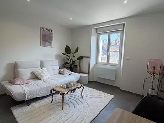 Appartement location à Brignoles, Nans-les-pins