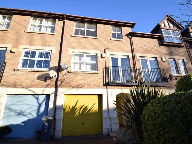 House for rent in Falcon Lodge, Wales