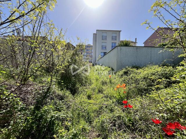 Terrain vente à Nanterre