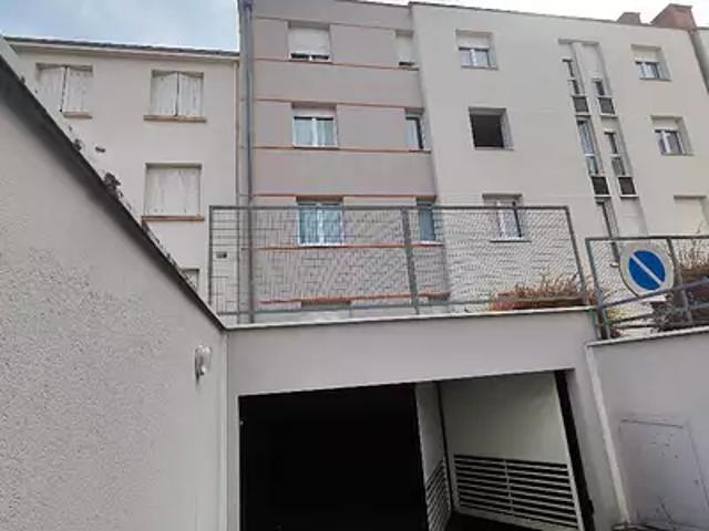 Garage location à Decré - Cathédrale, Nantes